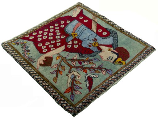 Close-up detail of 2000s Shiraz rug from Iran / Persia showing Wool weave