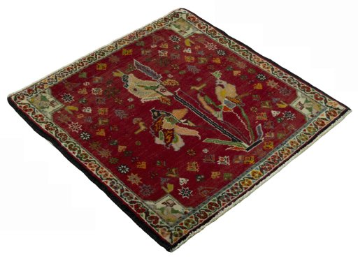 Close-up detail of 2000s Shiraz rug from Iran / Persia showing Wool weave