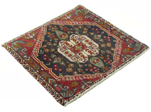 Close-up detail of 2000s Shiraz rug from Iran / Persia showing Wool weave