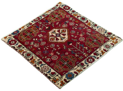 Close-up detail of 2000s Shiraz rug from Iran / Persia showing Wool weave