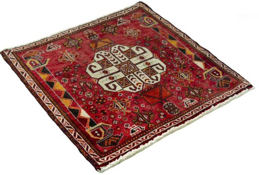 Close-up detail of 2000s Shiraz rug from Iran / Persia showing Wool weave