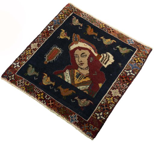 Corner detail of 2000s Shiraz rug showing border pattern and Wool pile