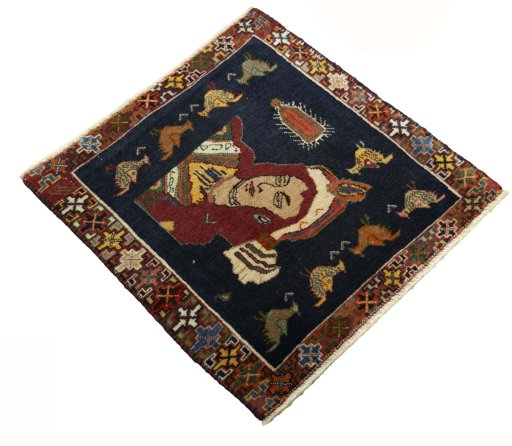 Close-up detail of 2000s Shiraz rug from Iran / Persia showing Wool weave