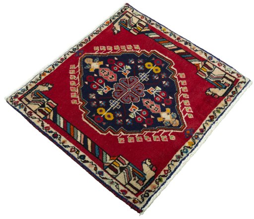 Close-up detail of 2000s Shiraz rug from Iran / Persia showing Wool weave