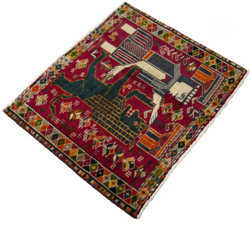 Close-up detail of 2000s Shiraz rug from Iran / Persia showing Wool weave