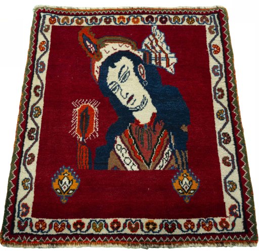 Surface texture of 2000s Shiraz rug with natural Wool and intricate pattern