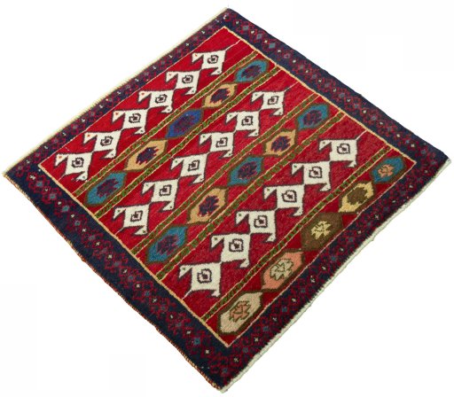 Close-up detail of 2000s Shiraz rug from Iran / Persia showing Wool weave