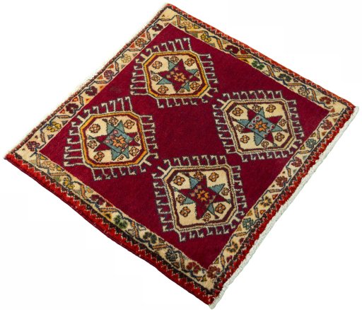Close-up detail of 2000s Shiraz rug from Iran / Persia showing Wool weave