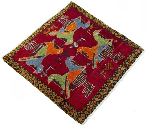 Close-up detail of 2000s Shiraz rug from Iran / Persia showing Wool weave
