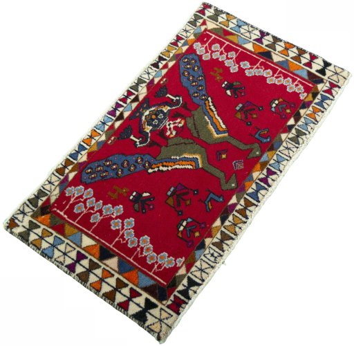Close-up detail of 2000s Shiraz rug from Iran / Persia showing Wool weave