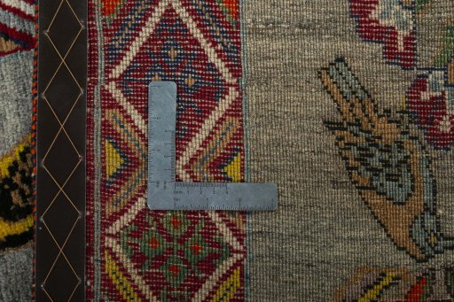 Close-up detail of 1970s Shiraz rug from Iran / Persia showing Wool weave