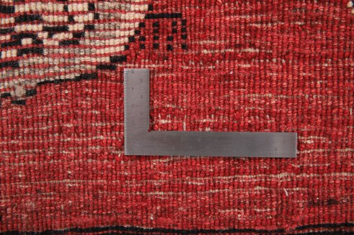 Close-up detail of 2000s Shiraz rug from Iran / Persia showing Wool weave