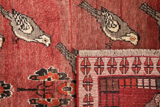 Close-up detail of 2000s Shiraz rug from Iran / Persia showing Wool weave
