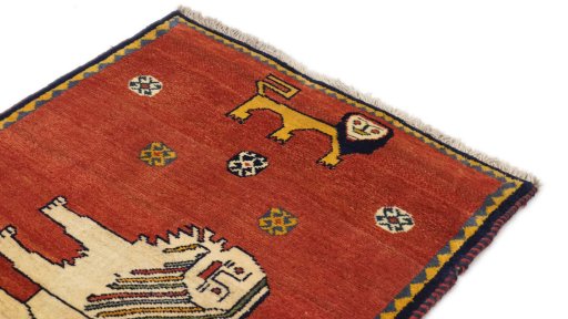 Surface texture of 1990s Shiraz rug with natural Wool and intricate pattern
