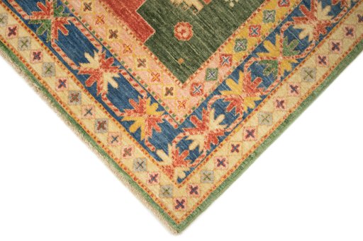 Backside of handmade New Sultanabad rug showing knot structure and weave density