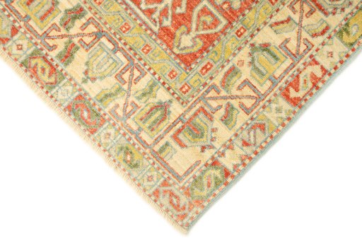 Backside of handmade New Sultanabad rug showing knot structure and weave density