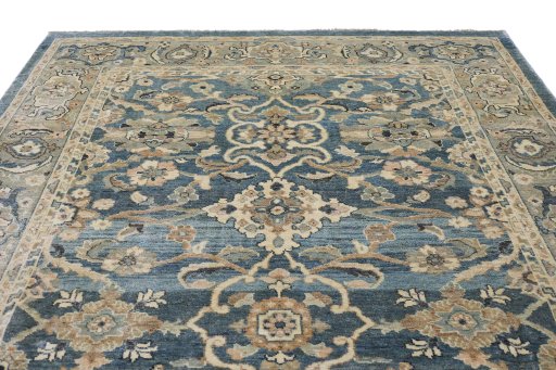 Surface texture of New Sultanabad rug with natural Wool and intricate pattern