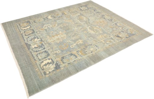 Close-up detail of New Sultanabad rug from Iran / Persia showing Wool weave