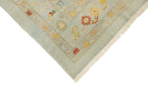 Central medallion detail of New Sultanabad rug from Afghanistan