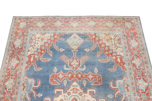 Surface texture of 1920s Wiss rug with natural Wool and intricate pattern