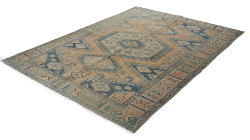 Corner detail of 1940s Wiss rug showing border pattern and Wool pile