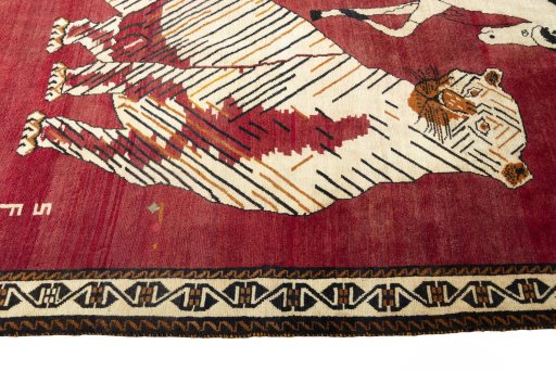 Close-up detail of 2000s Yalameh rug from Iran / Persia showing Wool weave