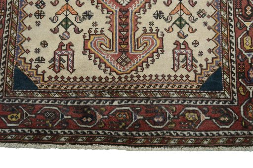 Central medallion detail of 2000s Yalameh rug from Iran / Persia