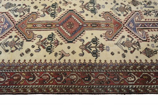 Close-up detail of 2000s Yalameh rug from Iran / Persia showing Wool weave