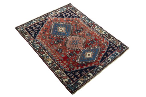 Close-up detail of 1970s Yalameh rug from Iran / Persia showing Wool weave