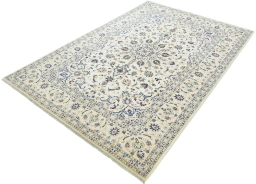 Corner detail of New Kashan rug showing border pattern and Wool pile
