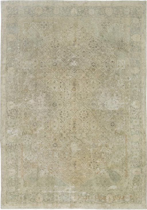 Full view of 1930s Vintage rug from Germany, 336 × 235 cm in Beige tones