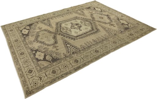 Corner detail of 1940s Vintage rug showing border pattern and Wool pile