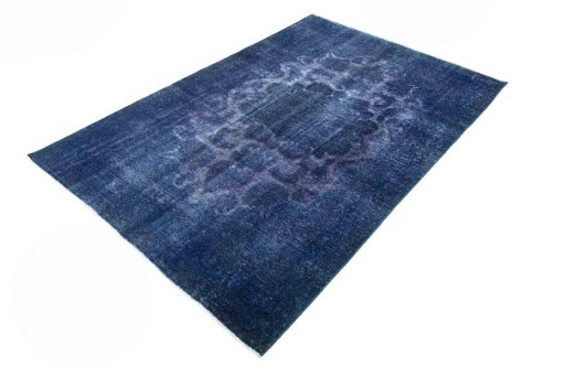 Corner detail of 1970s Vintage rug showing border pattern and Wool pile