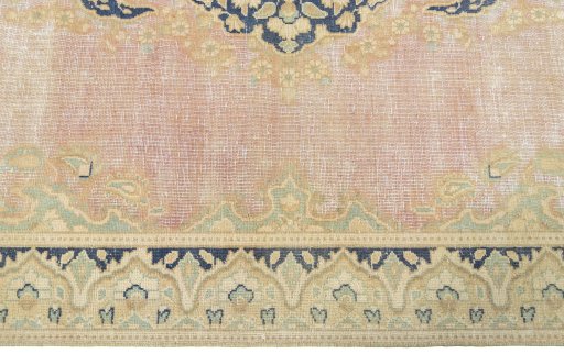 Corner detail of 1970s Vintage rug showing border pattern and Wool pile