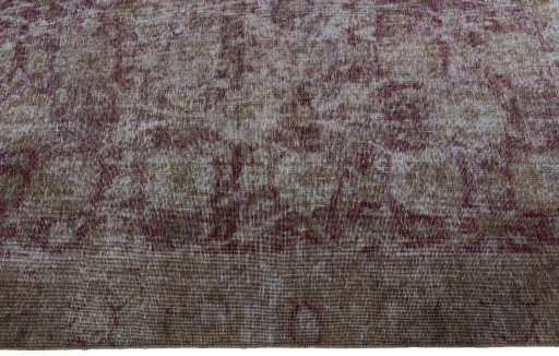 Close-up detail of 1970s Vintage rug from Pakistan showing Wool weave