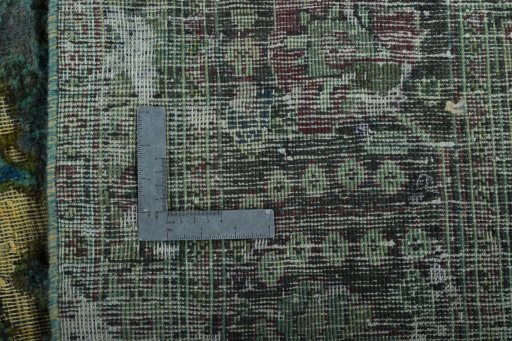 Close-up detail of 1950s Vintage rug from Pakistan showing Wool weave
