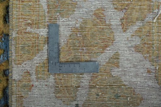 Close-up detail of 1950s Vintage rug from Pakistan showing Wool weave