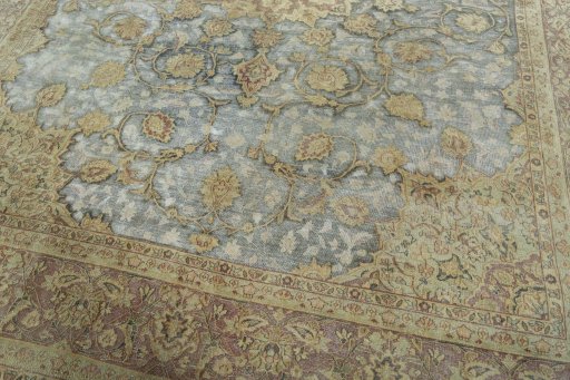 Close-up detail of 1950s Vintage rug from Pakistan showing Wool weave