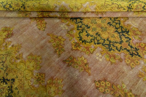 Close-up detail of 1950s Vintage rug from Pakistan showing Wool weave