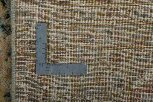 Close-up detail of 1950s Vintage rug from Pakistan showing Wool weave