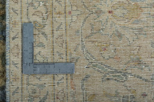 Close-up detail of 1950s Vintage rug from Pakistan showing Wool weave