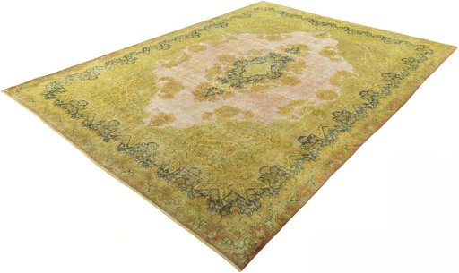Corner detail of 1950s Vintage rug showing border pattern and Wool pile