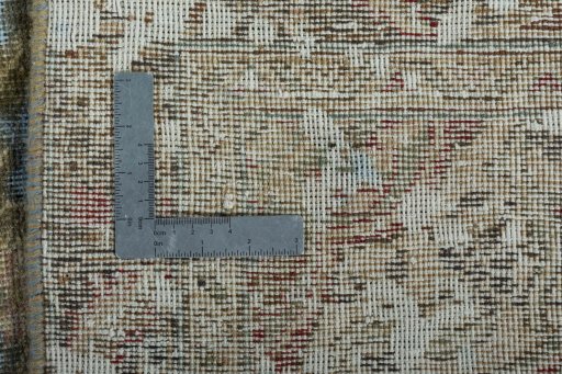 Close-up detail of 1950s Vintage rug from Pakistan showing Wool weave