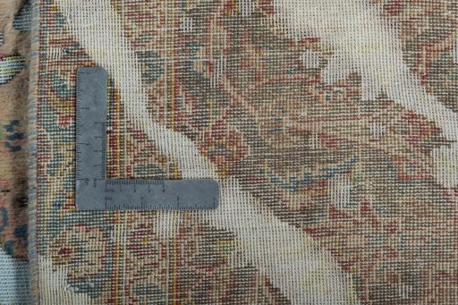 Close-up detail of 1950s Vintage rug from Pakistan showing Wool weave