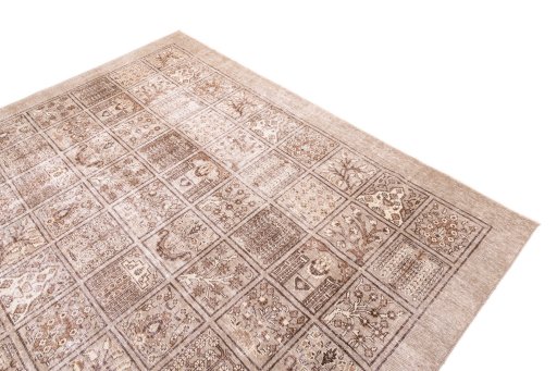 Surface texture of 1950s Vintage rug with natural Wool and intricate pattern