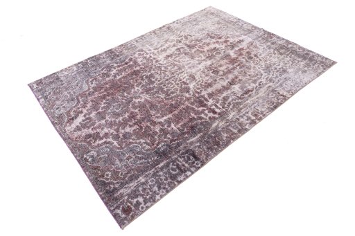 Corner detail of 1950s Vintage rug showing border pattern and Wool pile