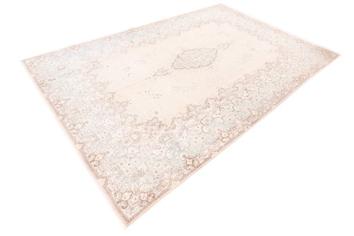 Corner detail of 1950s Vintage rug showing border pattern and Wool pile
