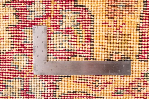 Corner detail of 1945s Vintage rug showing border pattern and Wool pile
