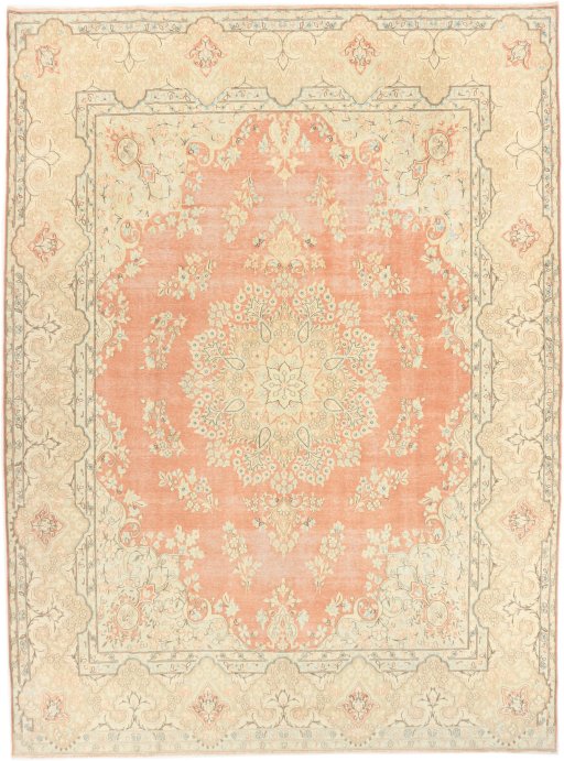 Full view of 1970s Vintage rug from Iran / Persia, 400 × 295 cm in Terracotta tones