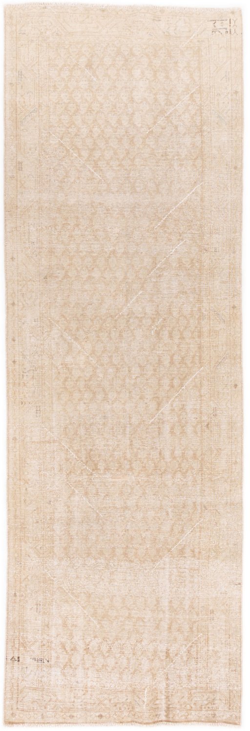 Full view of 1972s Vintage rug from Iran / Persia, 310 × 102 cm in Cream tones